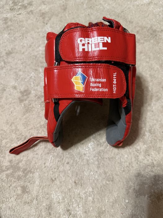 Червоний шльом GREEN HILL