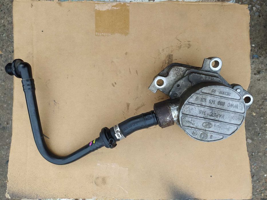 продам вакуумний насос на 1.9тді (шкода, WV)