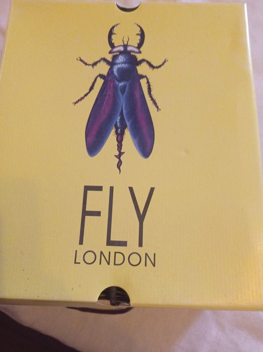 Botas pelo tornozelo