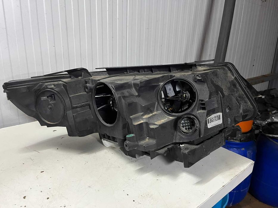 Farol Esquerdo Land Rover Discovery Sport