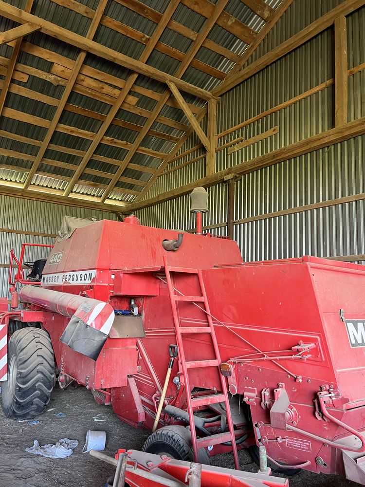 Massey Ferguson 440