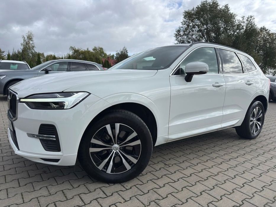 Volvo XC 60 JAK NOWY LIFT2.0 B4 full led kamera alu navi el.klapa pdc chrom aso 21