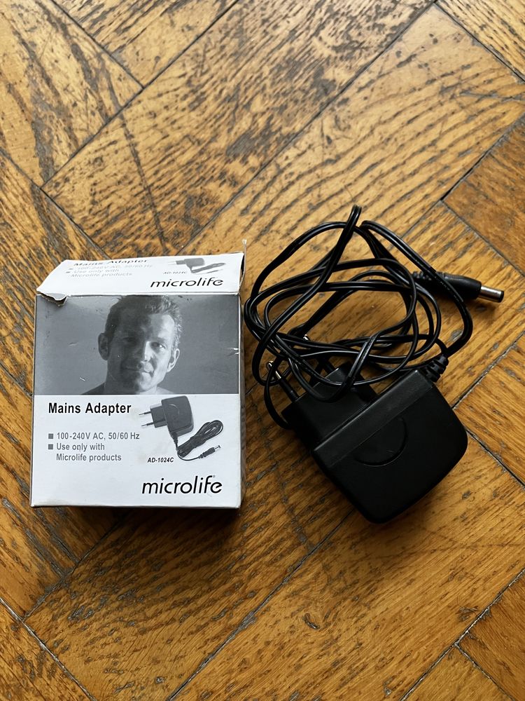 Adapter ( mains adapter) microfile