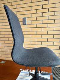 Cadeira IKEA para secretaria
