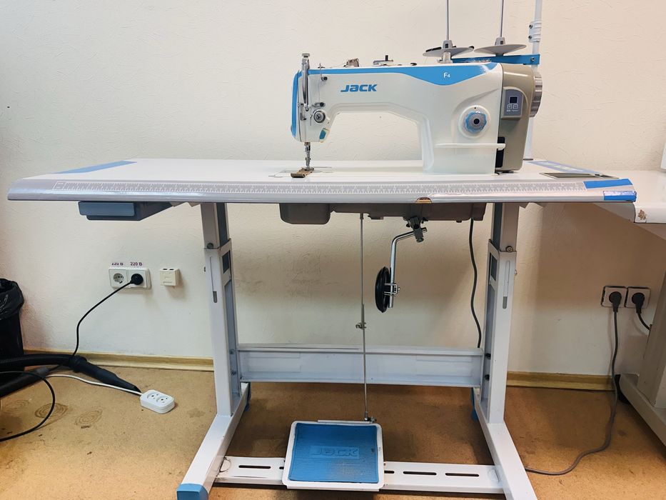 Терміново продам!!! Промислові швейні машини.