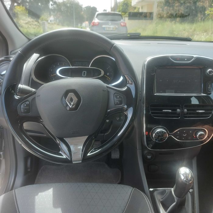 Renault  Clio 1.5 DCI  Sport Tourer