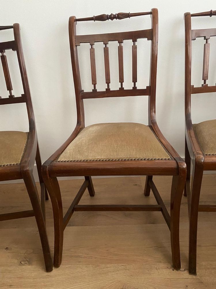 Conjunto de 4 cadeiras
