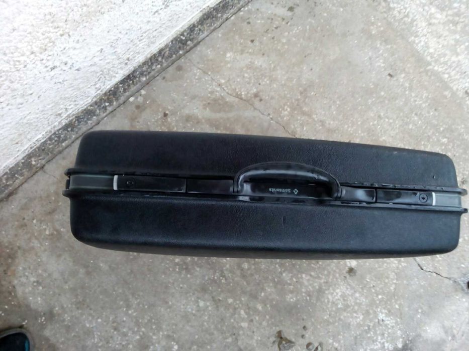 ВАЛіза чемодан пластикова