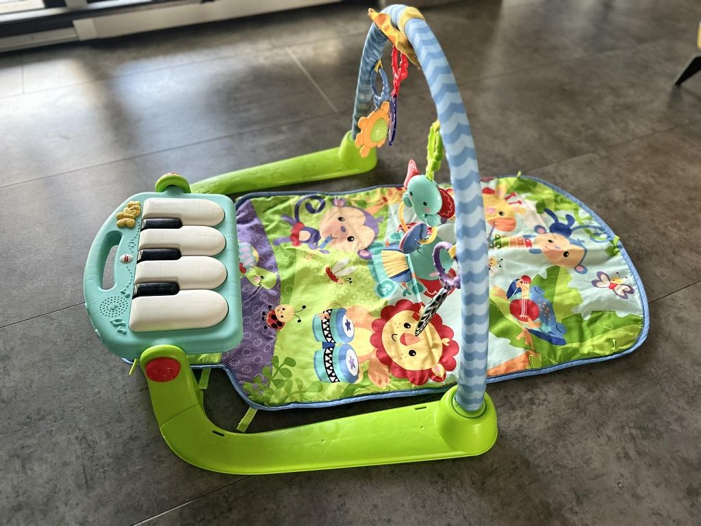 Mata interaktywna fisher price pianinko