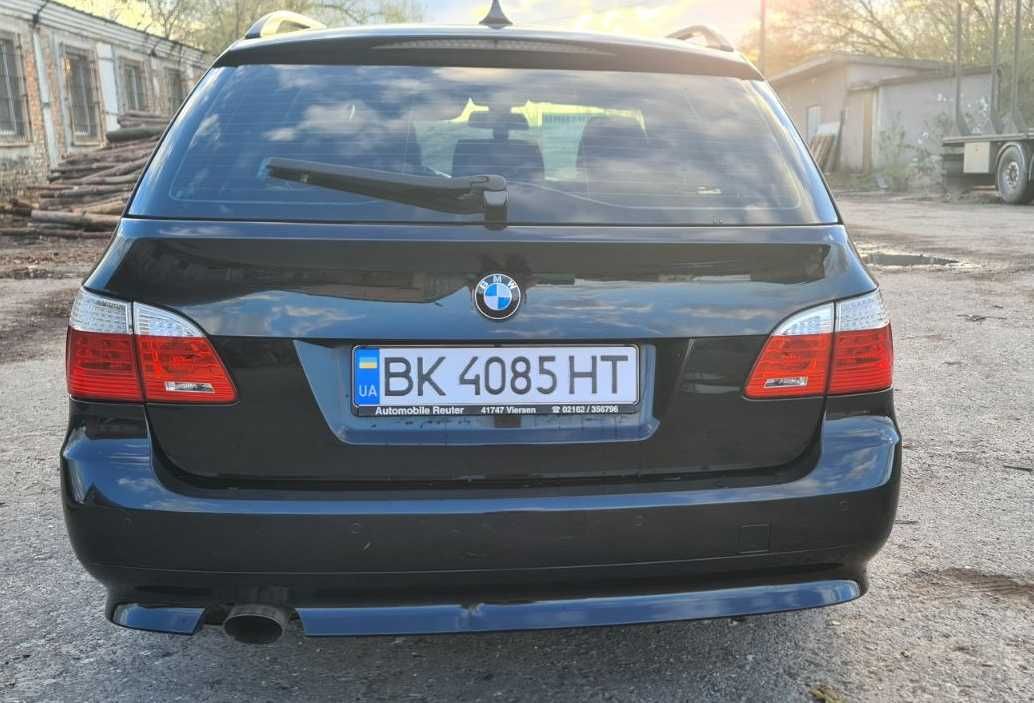 Продам BMW E61 520d 2007