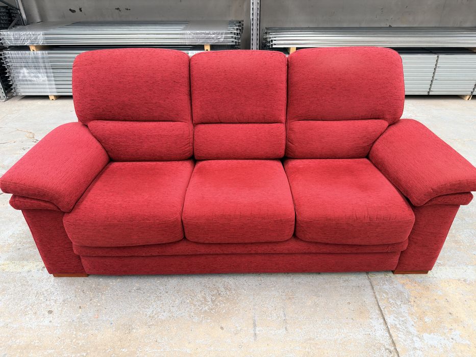 Sofá 3 Lugares em tecido