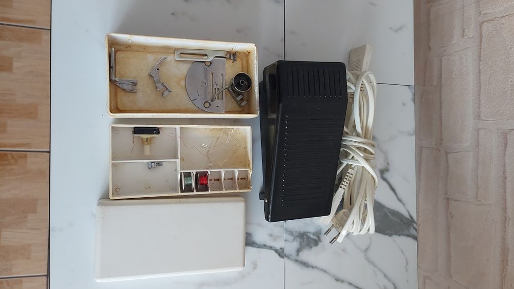 Maszyna do szycia Łucznik 466