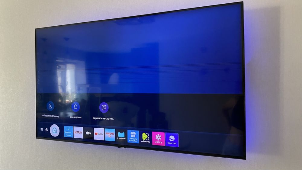 Телевізор Samsung UE50TU8000U