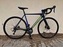 Cannondale caad optimo disc com travões hidráulicos
