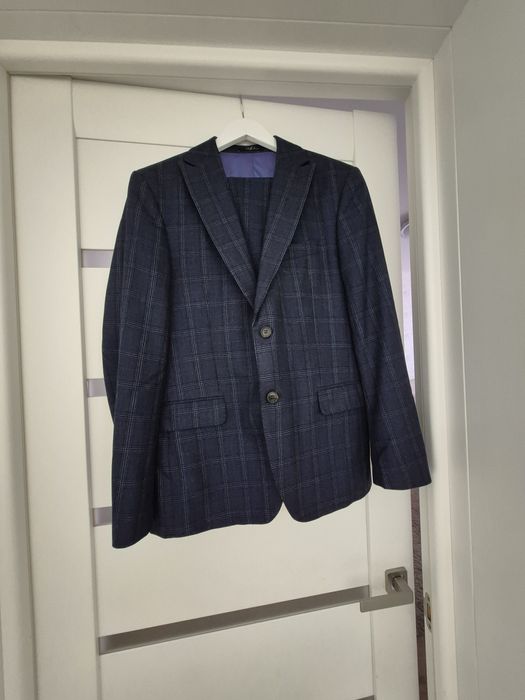 Чоловічий костюм