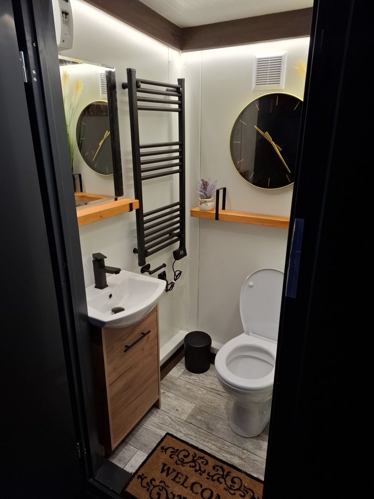 Kontener Pawilon sanitarny Łazienka WC z płyt warstwowej