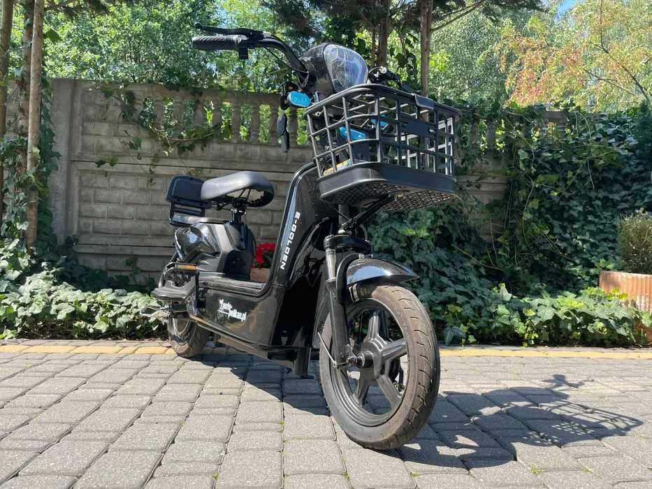 SKUTER ELEKTRYCZNY 250WAT Golden Duży Koszyk Oparcie Ledy Raty Dostawa