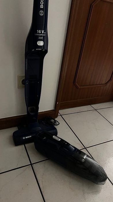 Aspirador vertical Bosch 2 em 1
