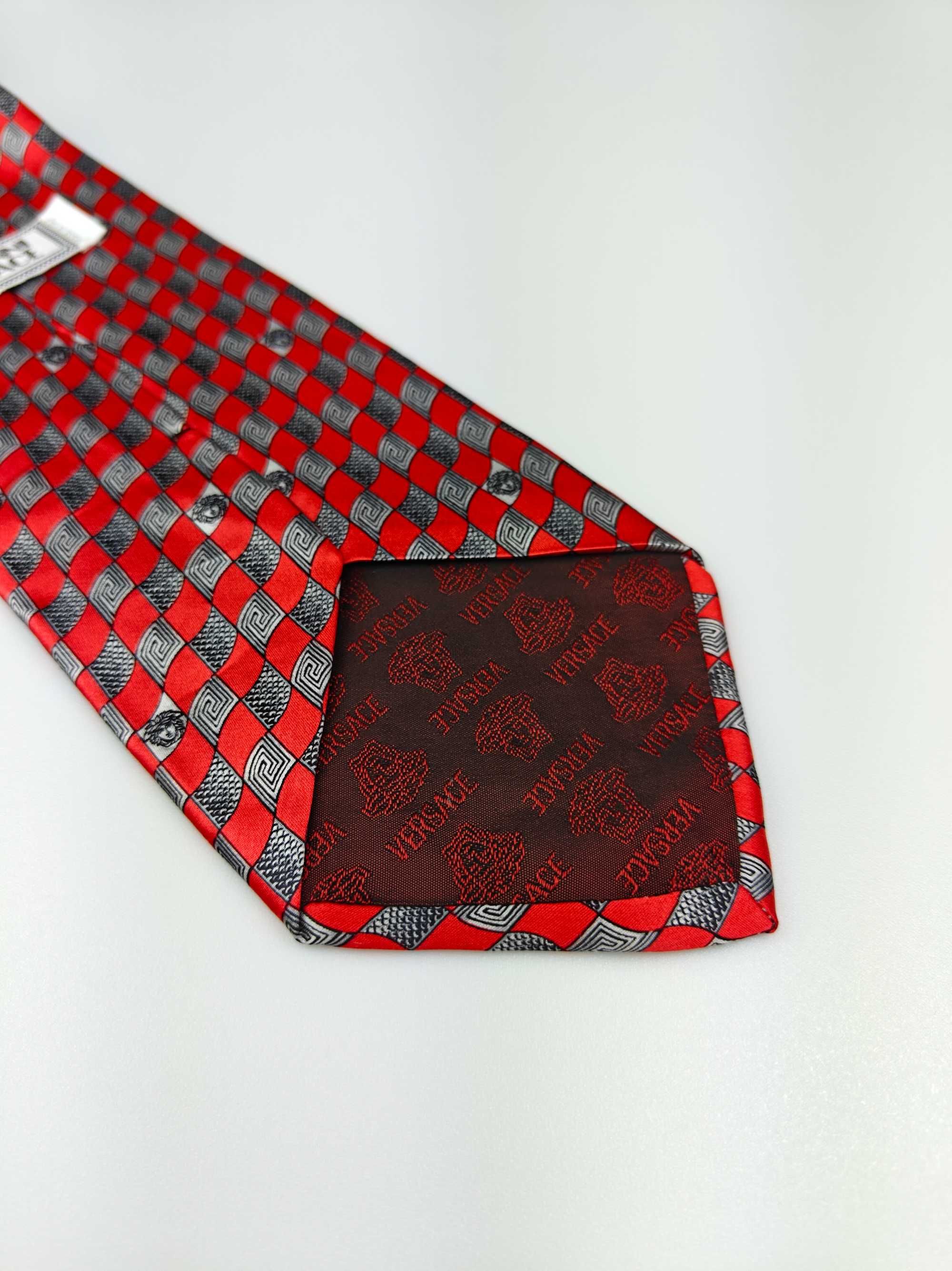 Gianni Versace czerwony jedwabny krawat wrz29