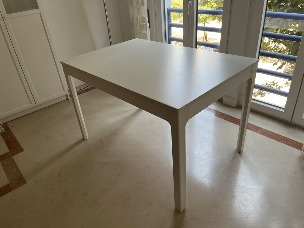 Mesa extensível ikea •  Ekadalen • Ótimo estado
