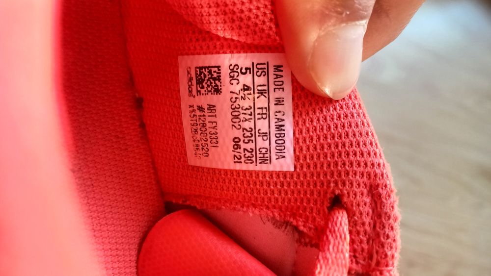 Chuteiras vermelhas adidas