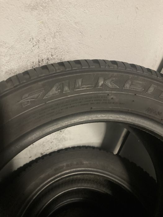 Opony zimowe 205/55/17 Falken