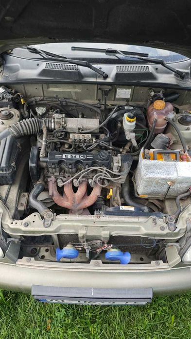 автомобіль Daewoo Lanos