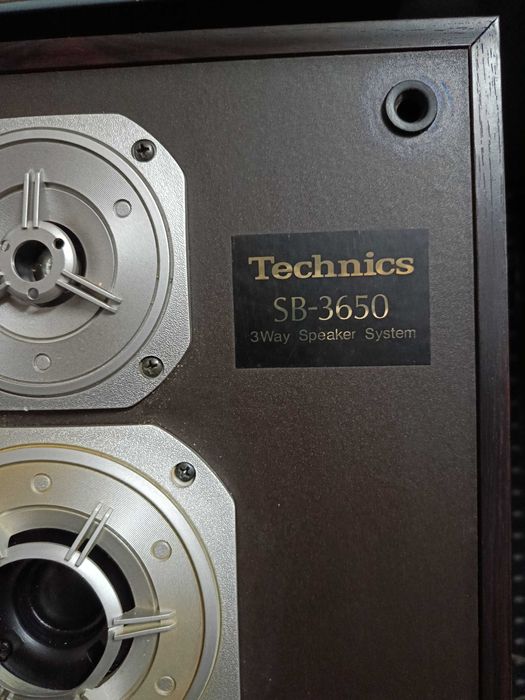 Colunas Technics SB-3650
