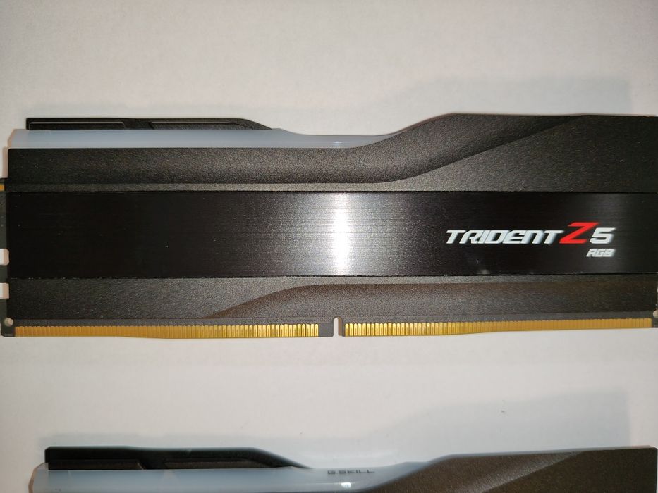 Pamięć G.skill Trident Z5 RGB, DDR5, 64GB, 6400 MHz, CL32