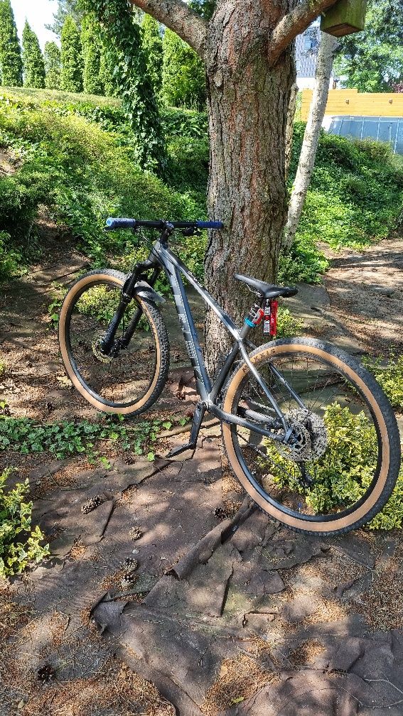 Trek x-caliber 8