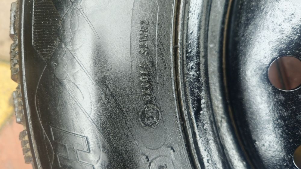 Продам металеві диски r16 з резиною або окремо резина і диски