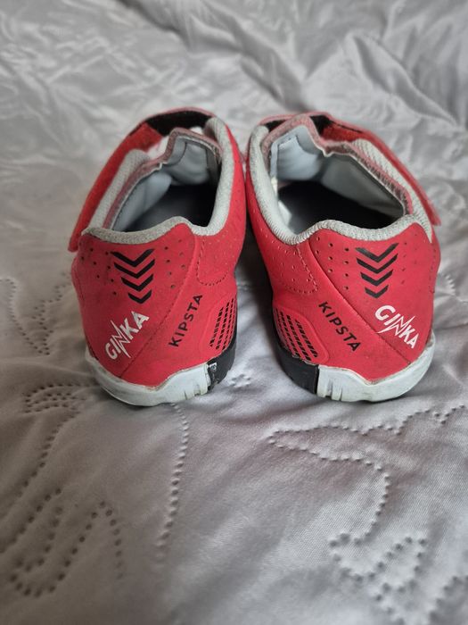 Buty halowe do piłki nożnej halówki