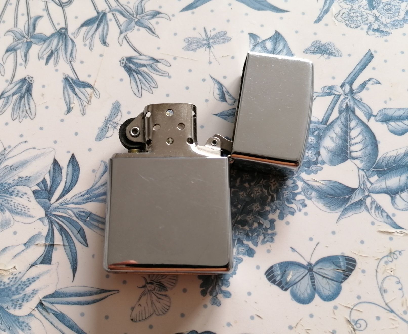 Zapalniczka Zippo z grawerem 1998