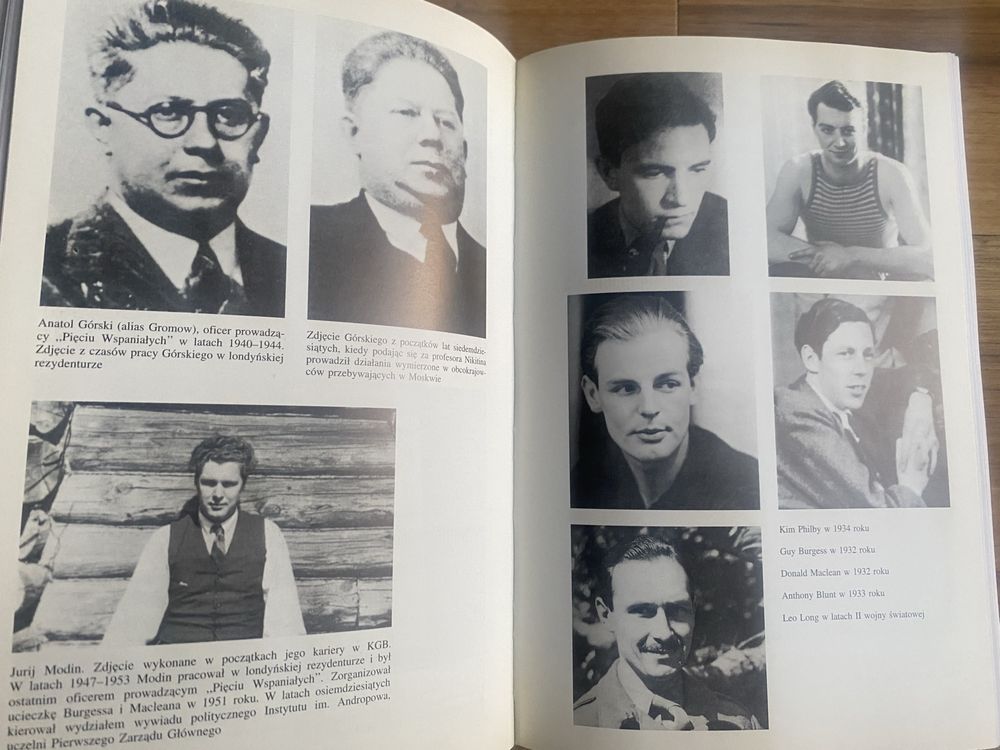 Christopher Andrew, Oleg Gordijewski. KGB