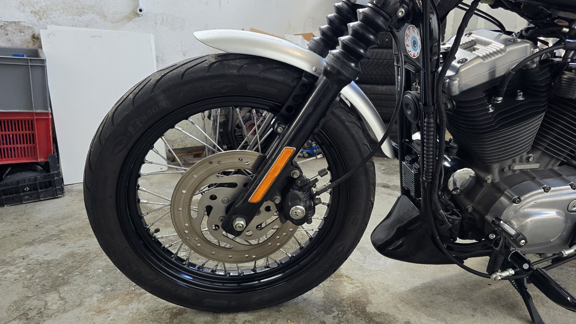 Harley Davidson SPORSTER 1200 NIGHTSTER Vance & Hines