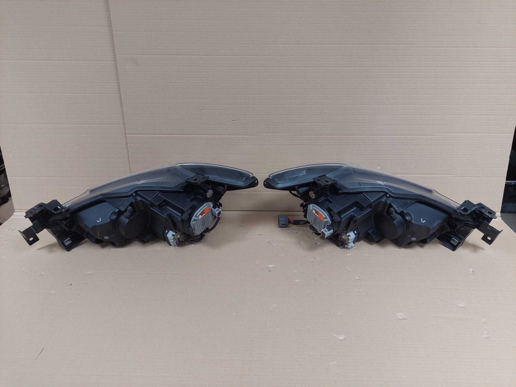 Mazda 6 VI GJ 12-15r lampa Bi Xenon LED skrętny prawa + lewa EU KPL