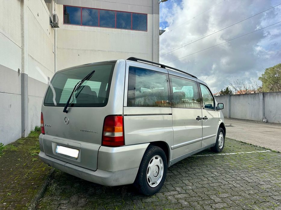 Mercedes-Benz V230 TD