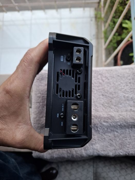 Amplificador EVO5 3000.1 4Ω digital um canal