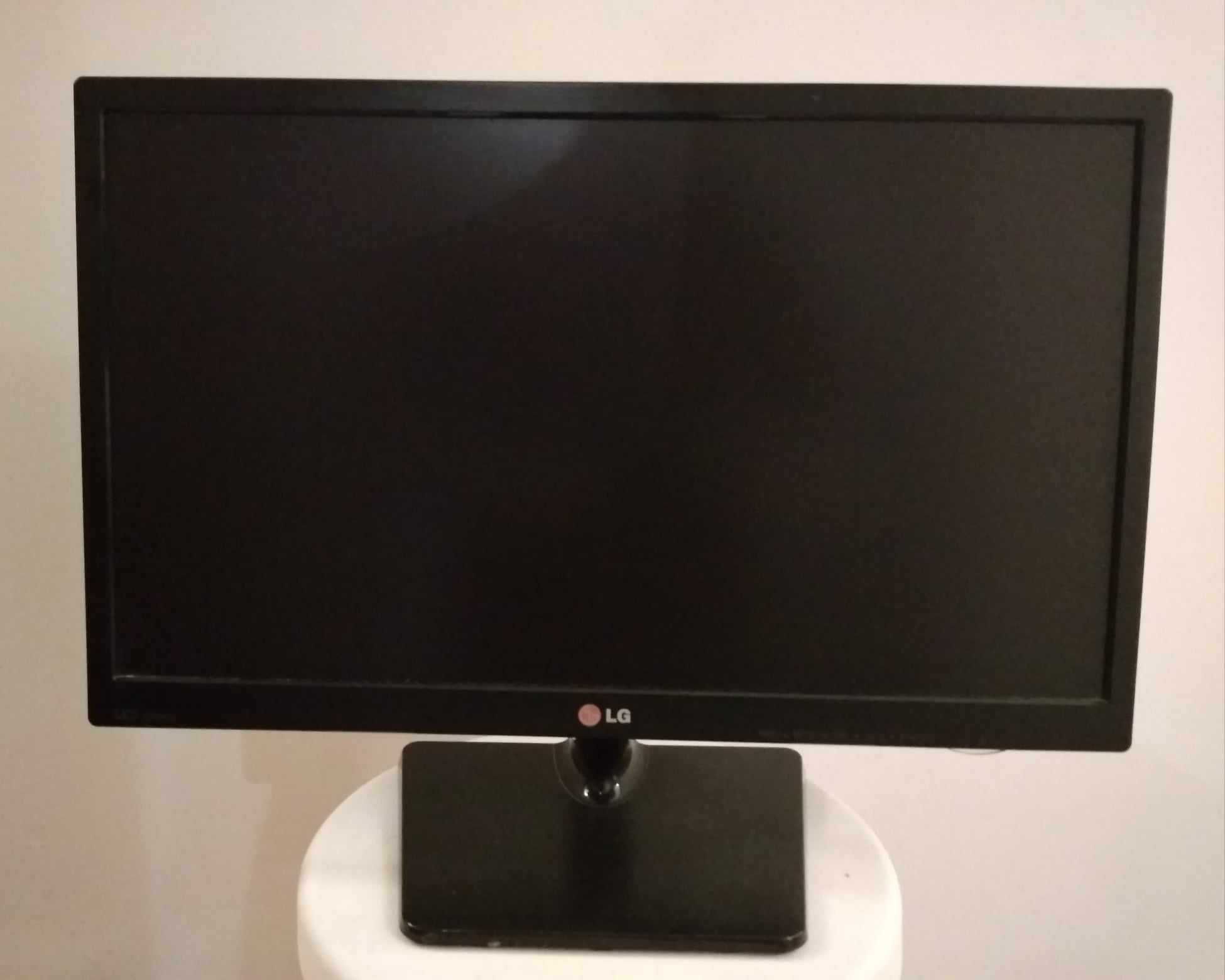 Monitor LG Flatron 22EN33S-B