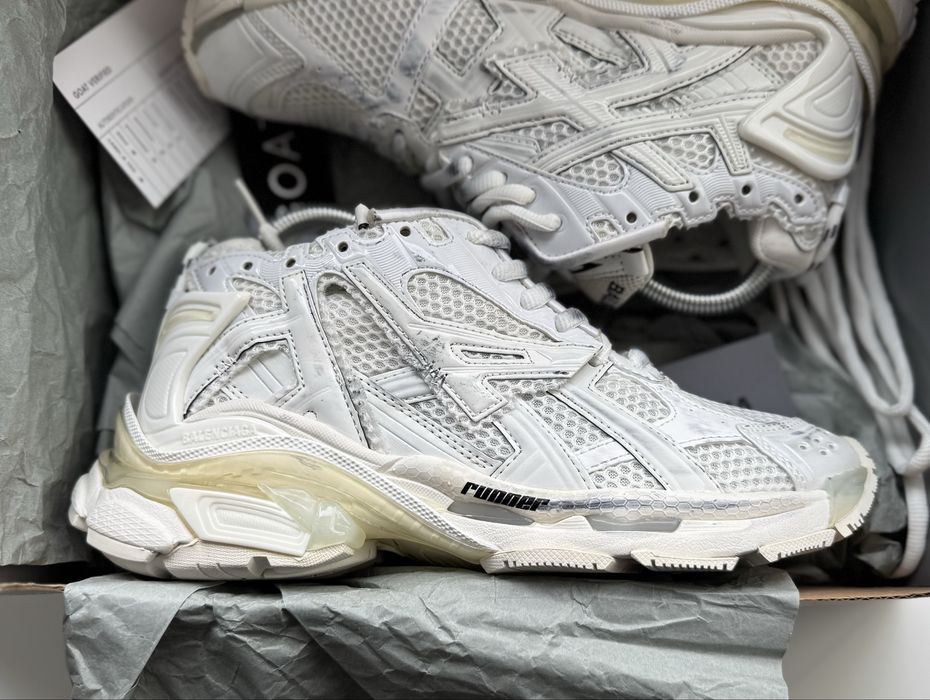 Balenciaga Runner 39 original off new white баленсиага on run женские