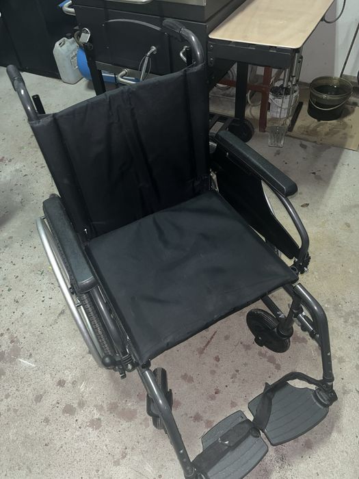 Wózek inwalidzki Vermeiren D-200 Super stan.