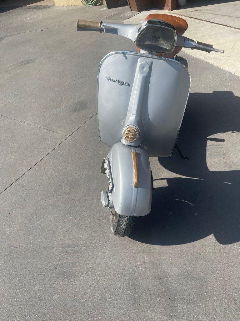 Vespa 125 sprint
