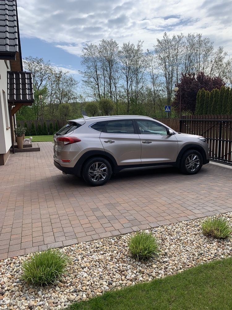 Hyundai Tucson salon Polska Style