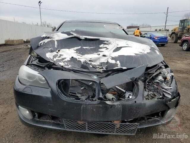Części do BMW F10 535ix z 2011 roku, model USA.