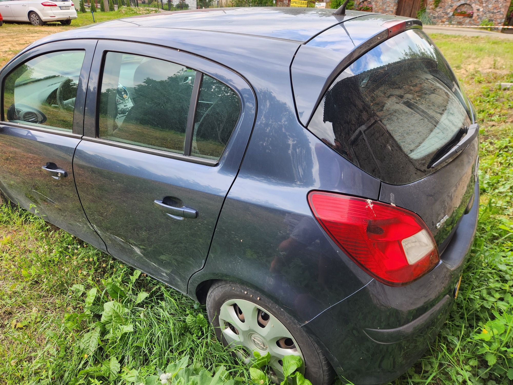 Opel Corsa D 1.4 benzyna 1wszy wlasciciel salon Polska 102tys.km klima