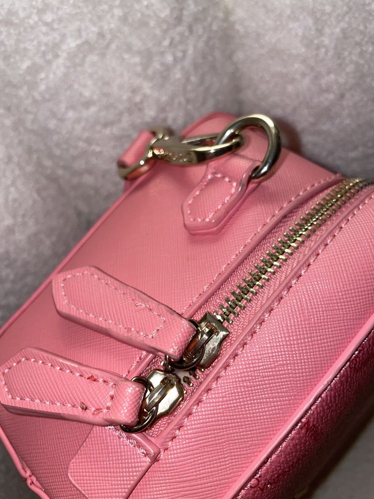 Mario Valentino Bags Pattie Pink różowa torebka kuferek sztuczna skóra
