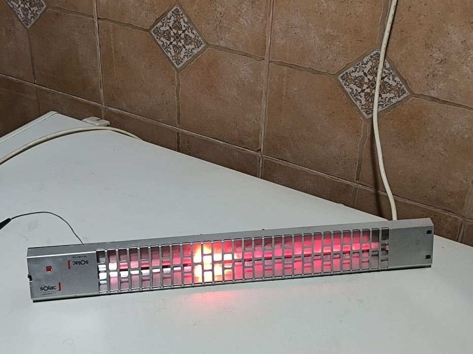 Aquecedor de WC Solac Quartz – Parede, Quartzo, Pronto a Usar