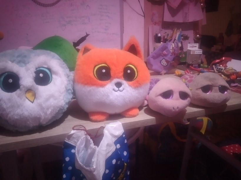 Diversos peluches