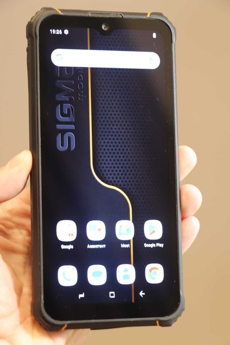 Sigma mobile X-treme PQ55 Black, отличное состояние! наложка