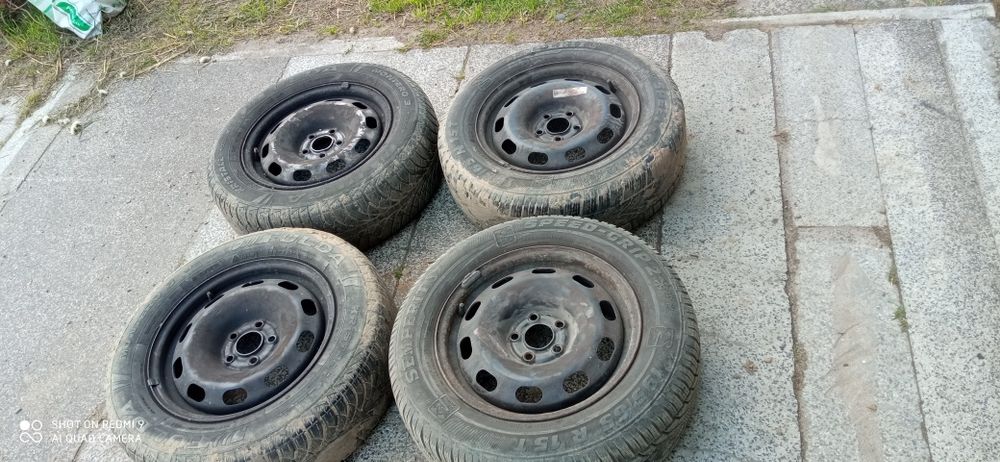 Audi A3 8L Golf 4 Bora Octavia Toledo sa felgi stalowe 15 5x100 et38